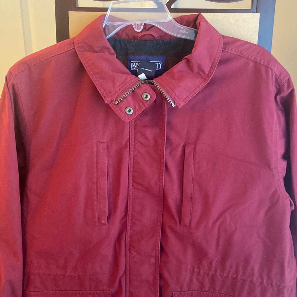 Lands End Women’s maroon winter coat. M
